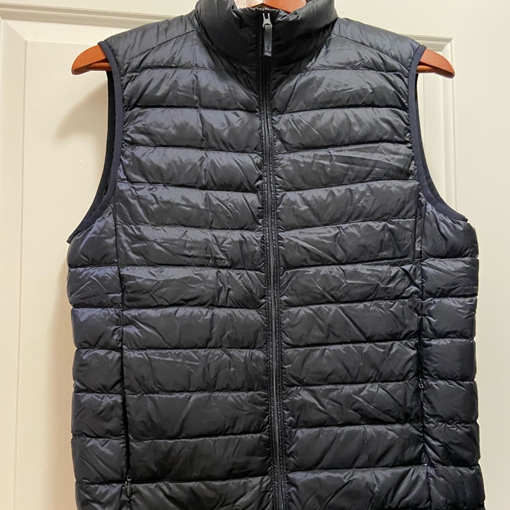 Uniqlo vest